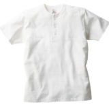 CROSS&STITCHのTシャツ