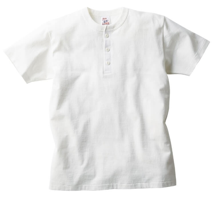 CROSS&STITCHのTシャツ