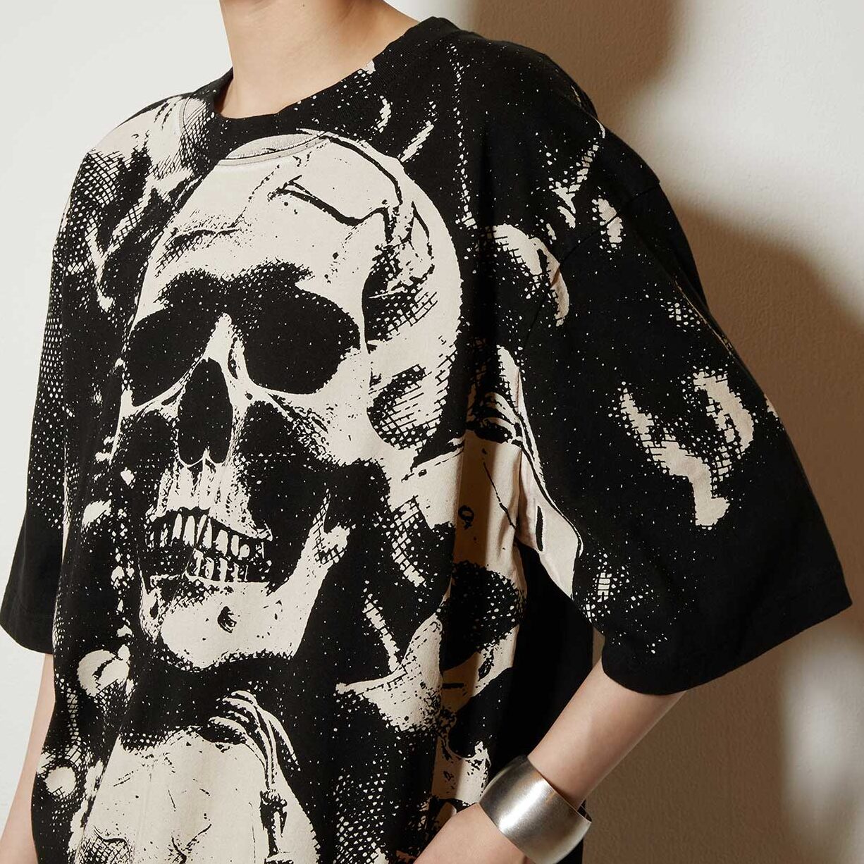 総柄抜染プリント】インパクト大の特別な一枚！ | プリント工場の丸昇